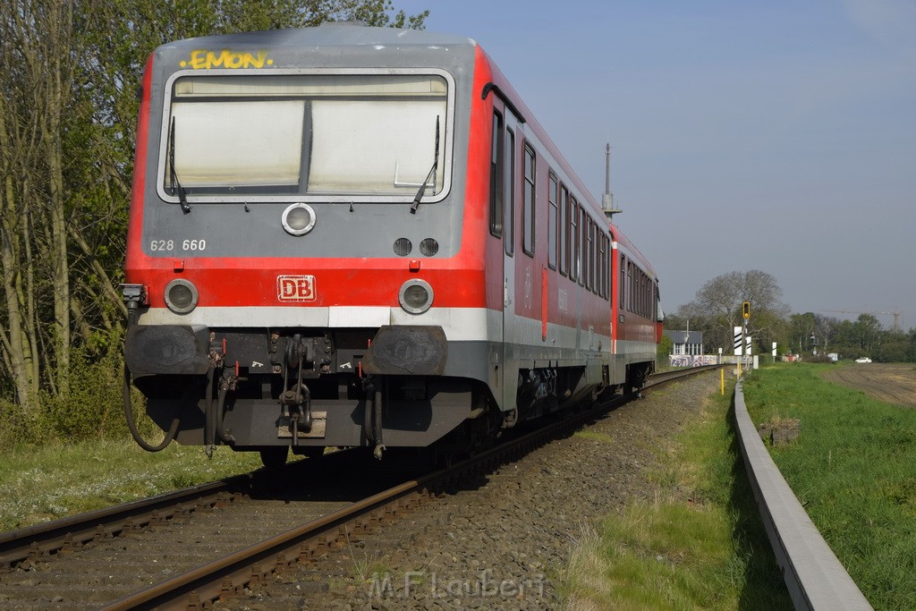 Schwerer VU LKW Zug Bergheim Kenten Koelnerstr P089.JPG - Miklos Laubert